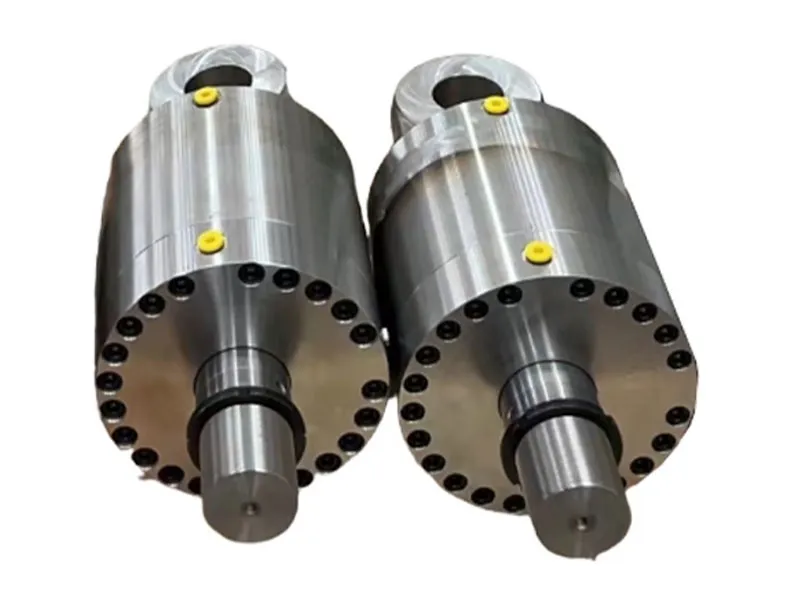 Боковой гидроцилиндр для корпуса аккумуляторной батареи нового типа (2)